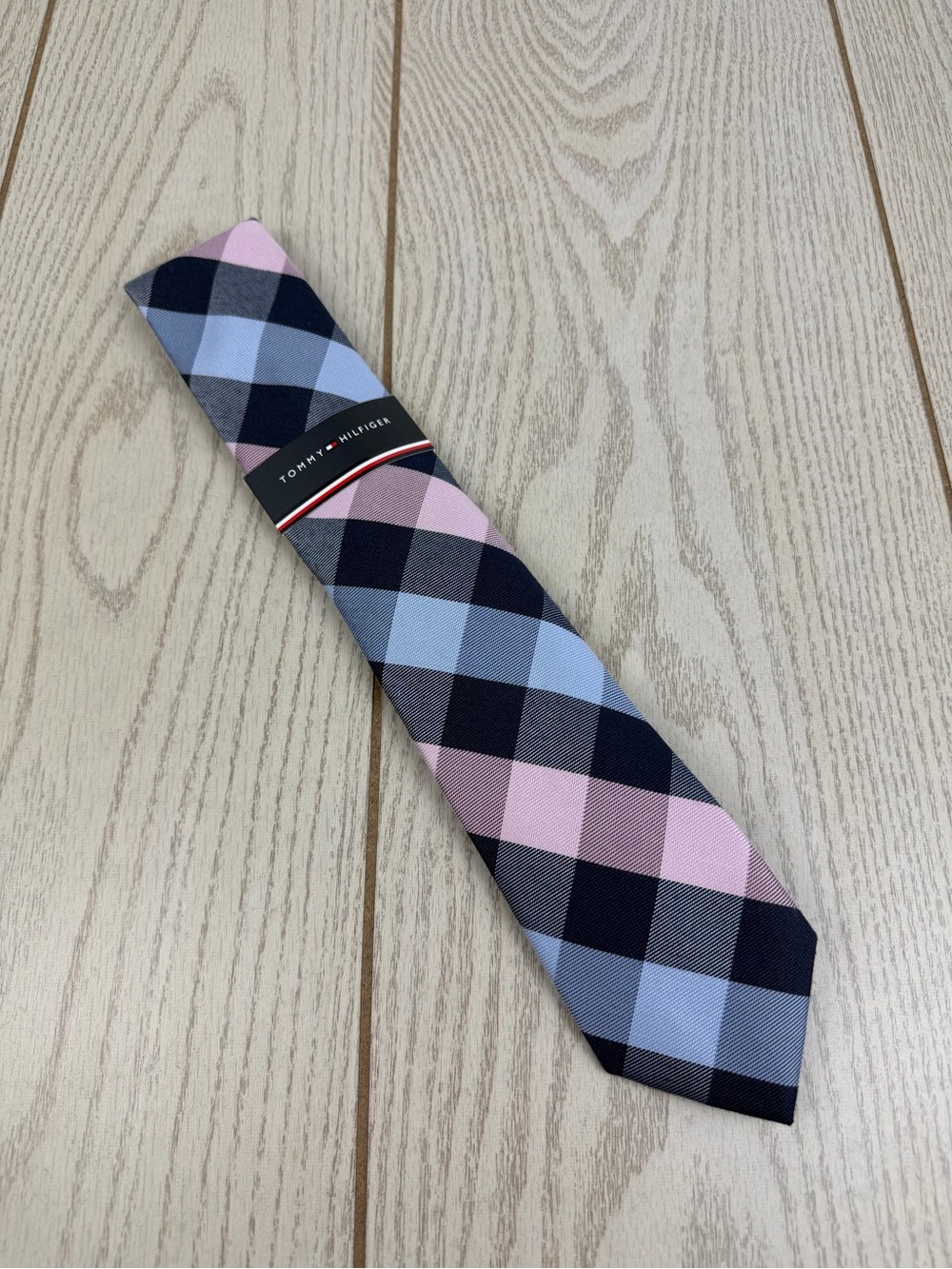 852 Tommy Hilfiger Tie Pink Blue Plaid 650 TL21100221 Silk Poly Blend $69.50